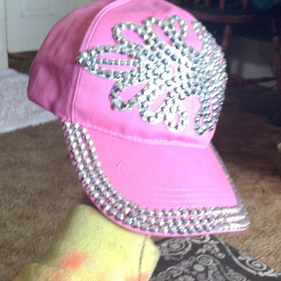 Baby pink bedazzled hatt - Picture 2 of 4
